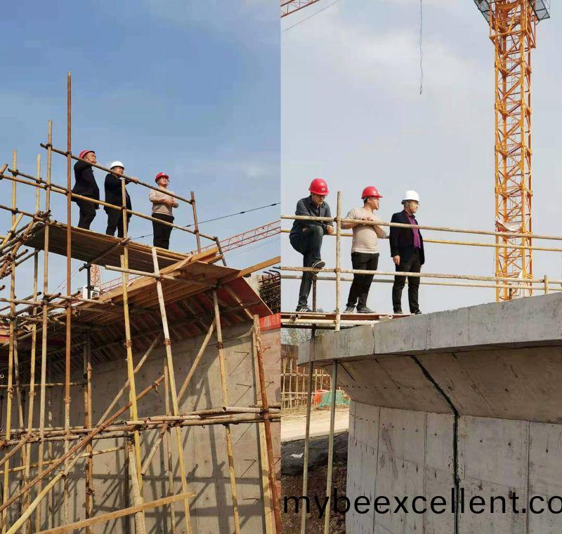 公司(si)领(ling)导视(shi)察永城(cheng)市(shi)第(di)七污水处理(li)厂工(gong)程进度(du)