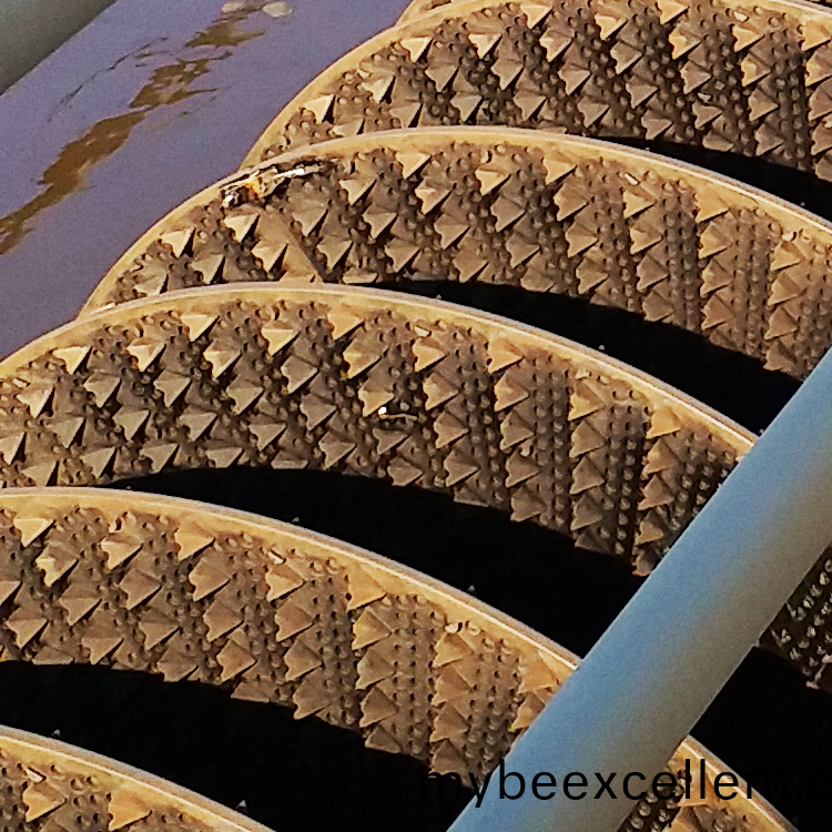 BZD型转(zhuan)碟(die)曝(pu)气(qi)机(ji)