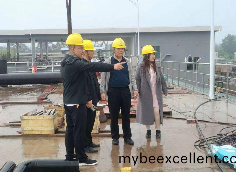 万(wan)川环保集团领导(dao)到四川自(zi)贡 深(shen)入污水(shui)处(chu)理厂项目一(yi)线(xian)视(shi)察指(zhi)导(dao)工(gong)作