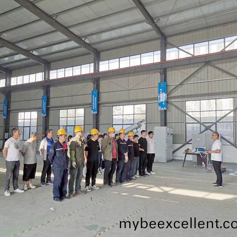 我司针对(dui)科技创(chuang)新(xin)技术人(ren)员(yuan)和(he)车(che)间一(yi)线工作(zuo)人员(yuan)进(jin)行技能(neng)表彰大会