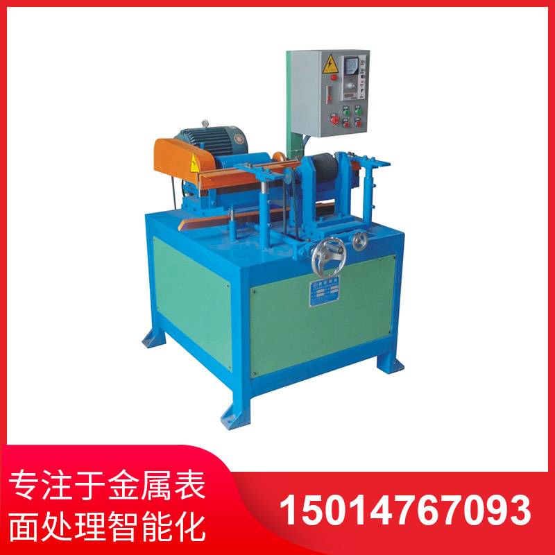 小(xiao)型圓(yuan)筦抛(pao)光(guang)機(ji)實際撡(cao)作(zuo)非常簡單(dan)